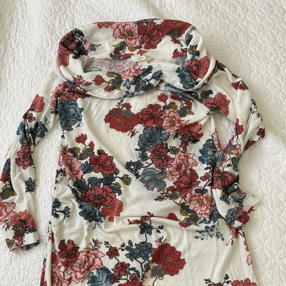 Maternity sweater. Sz M